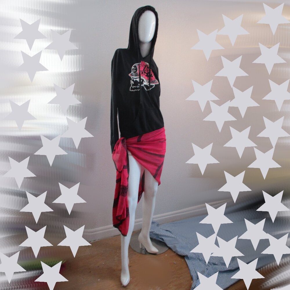 π€ Skull & Rose Hoodie + Sheer Pink Wrapπ§£ β Edgy Streetwear Vibes πΉβ¨